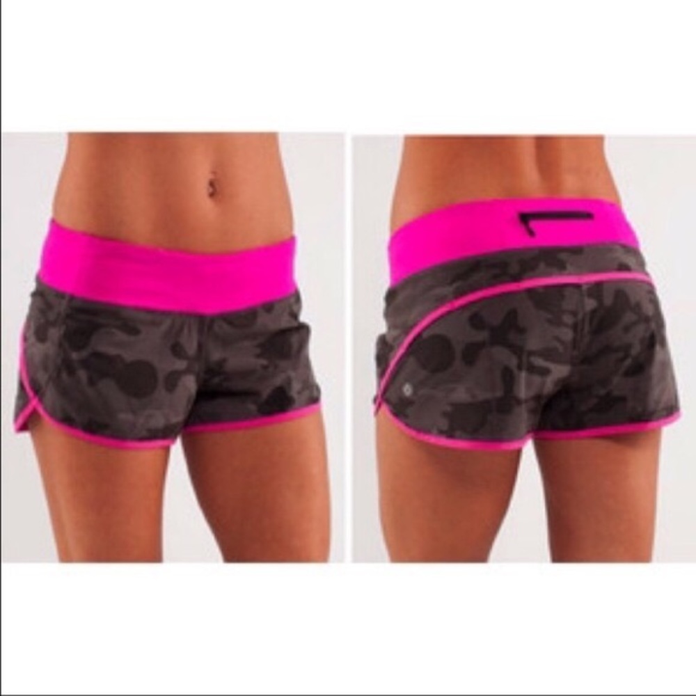 🦄Rare lululemon Paris pink camo speed shorts